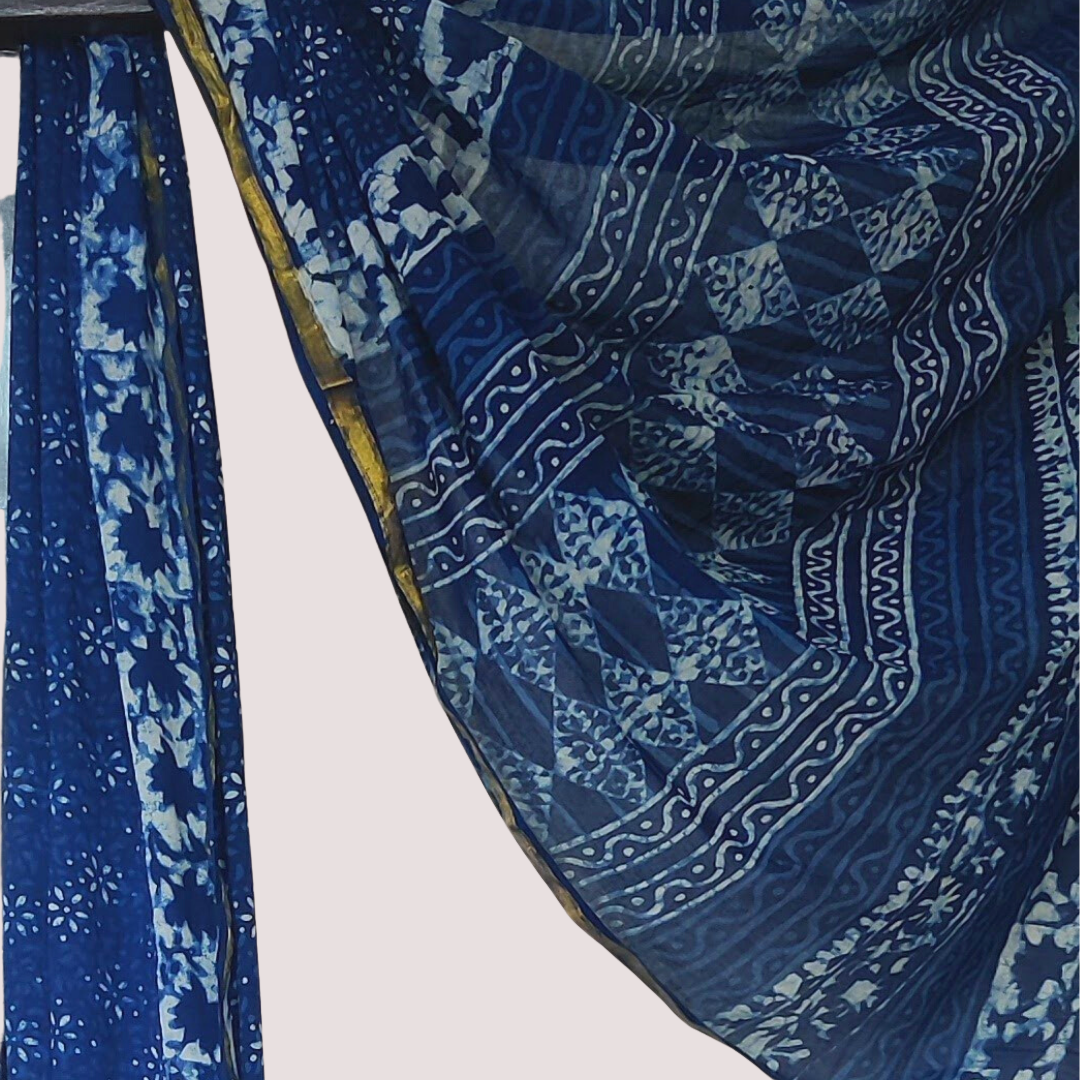 INDIGO SPARKLING STARS Block Printed Mul Cotton Saree