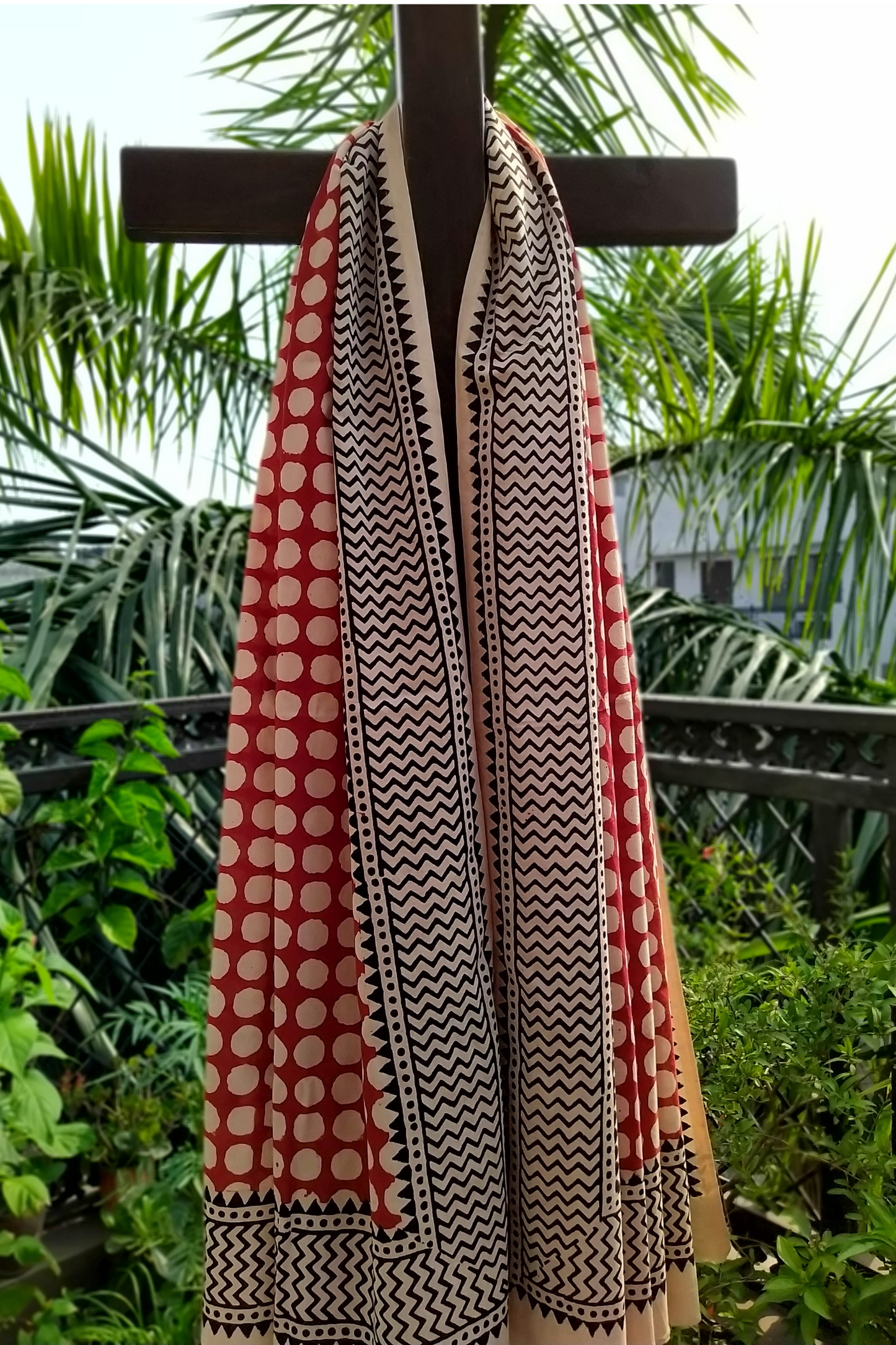 Red Color Pure Cotton Sarong Vaagmi World