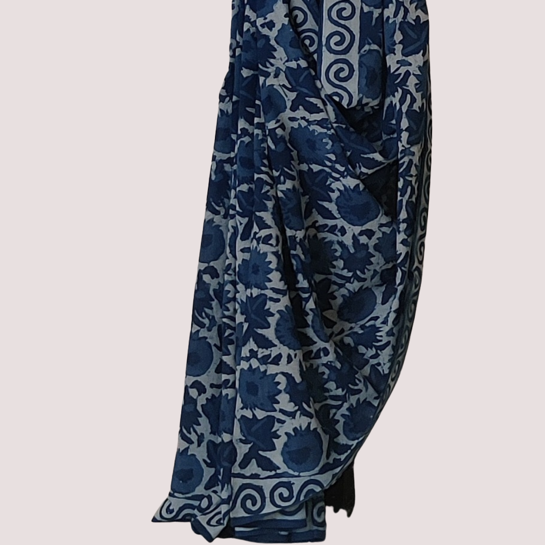 Contour Block Printed Mul Cotton Saree at Rs 1590.00