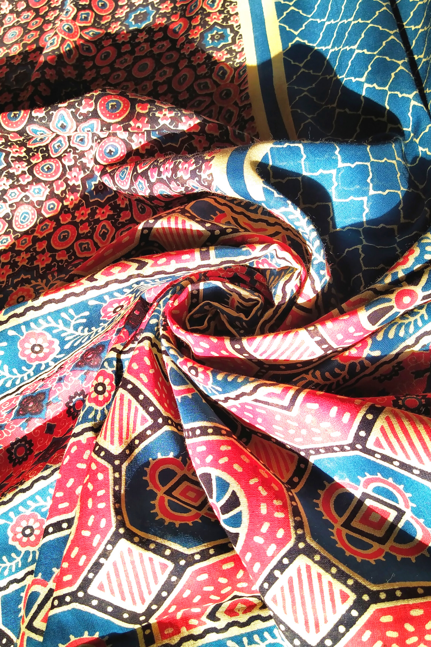 AABHA Block Printed Mul Cotton Saree With Sleek Zari Border