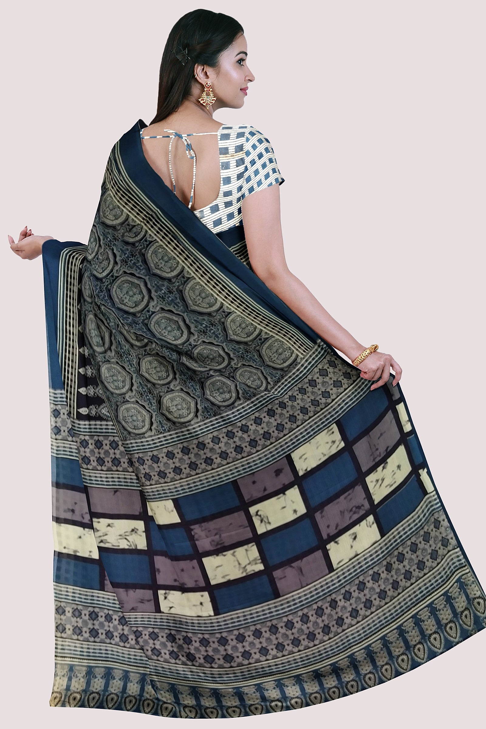 AALIA Block Printed Mul Cotton Saree