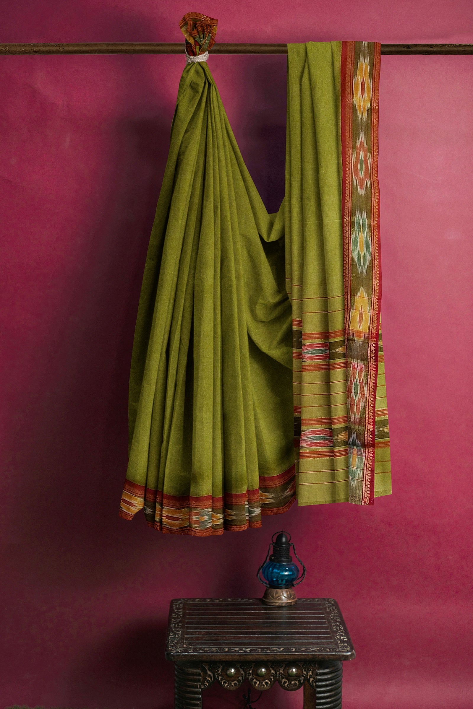 CHAKORI Pochampalli Cotton Handloom Saree