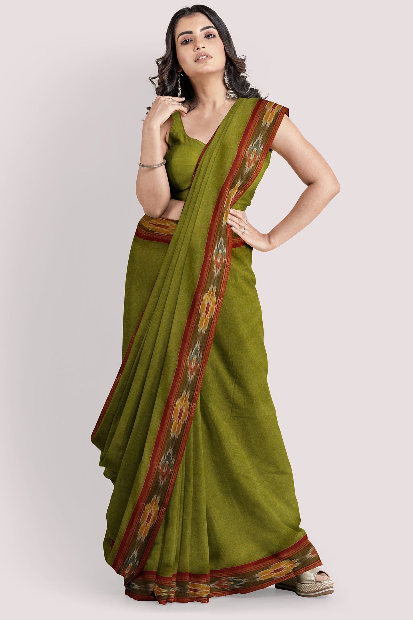 CHAKORI Pochampalli Cotton Handloom Saree