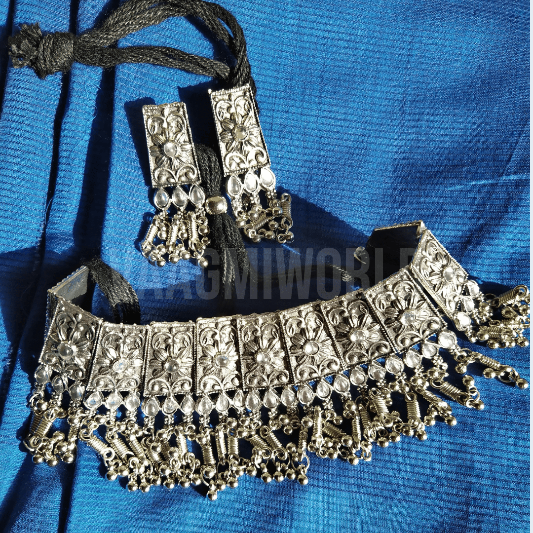 Vaagmi World EIRAWATI Silver Oxidized Choker Necklace Set