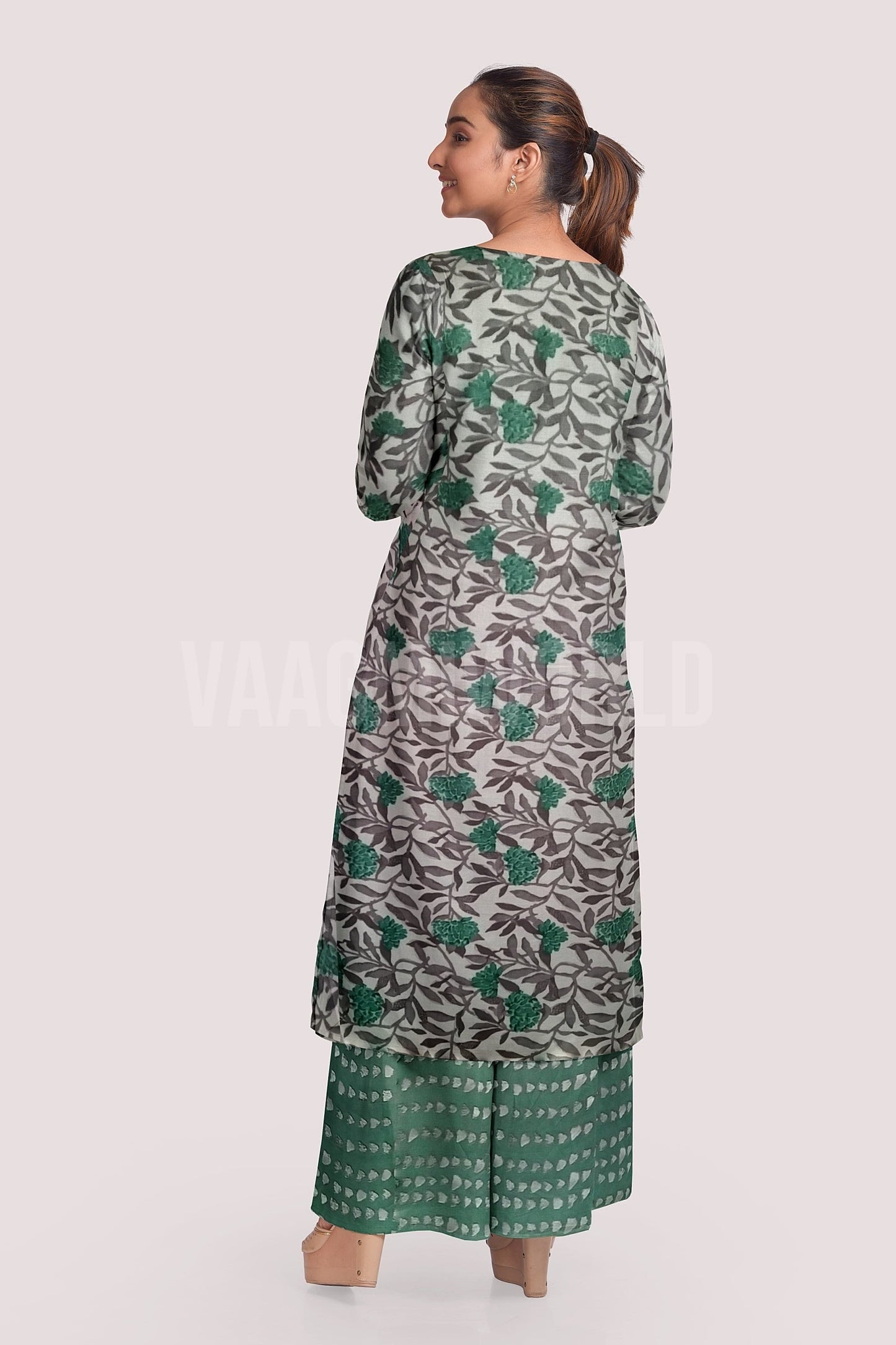 EISHA Blockprint Cotton Suit Fabric