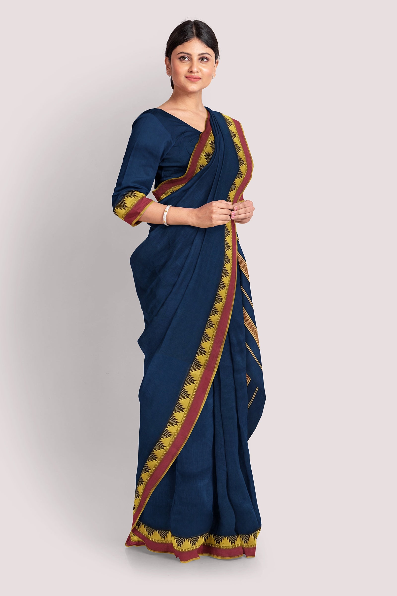GAARGI South Cotton Handloom Saree