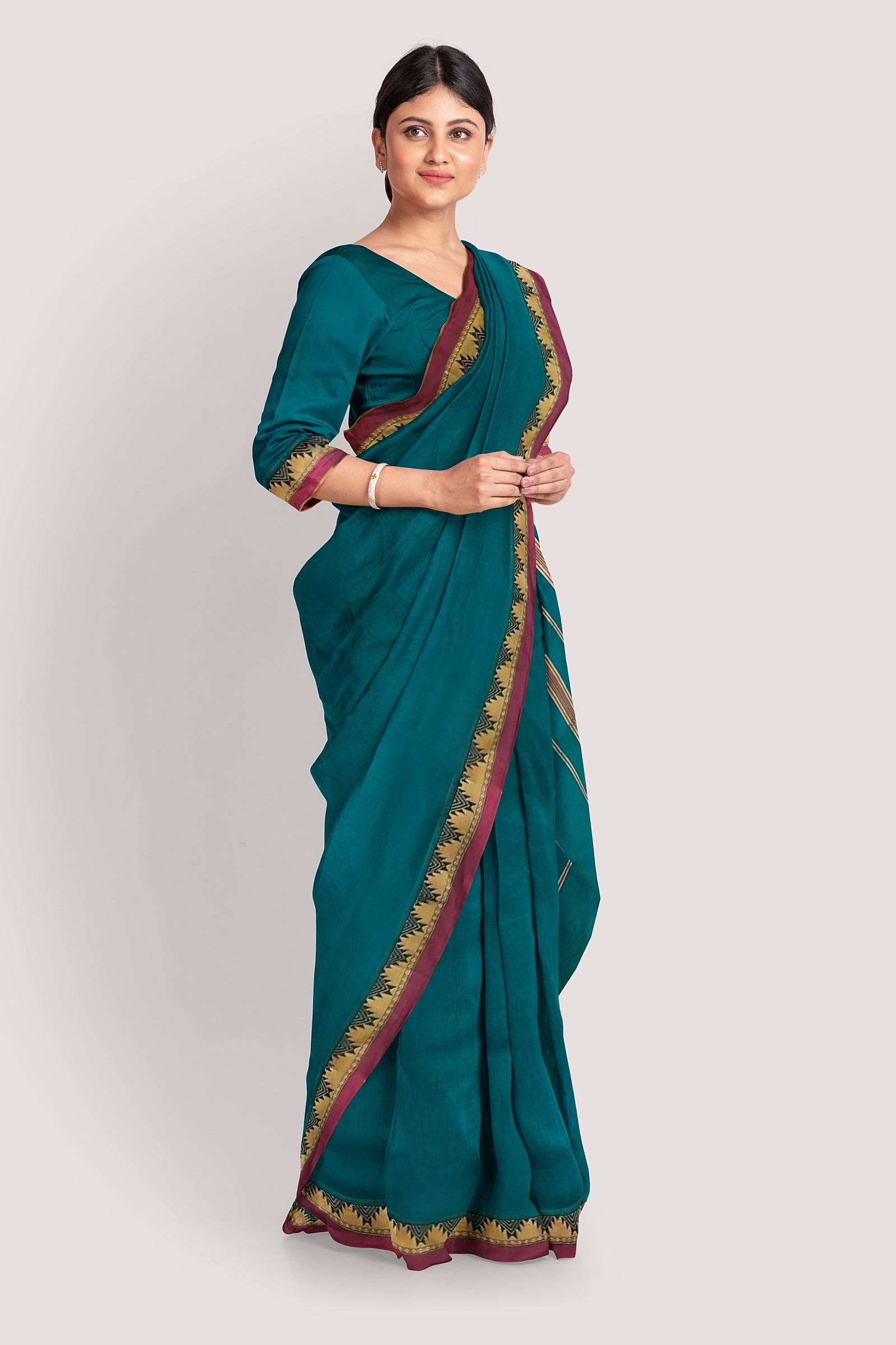 IHITA South Cotton Handloom Saree