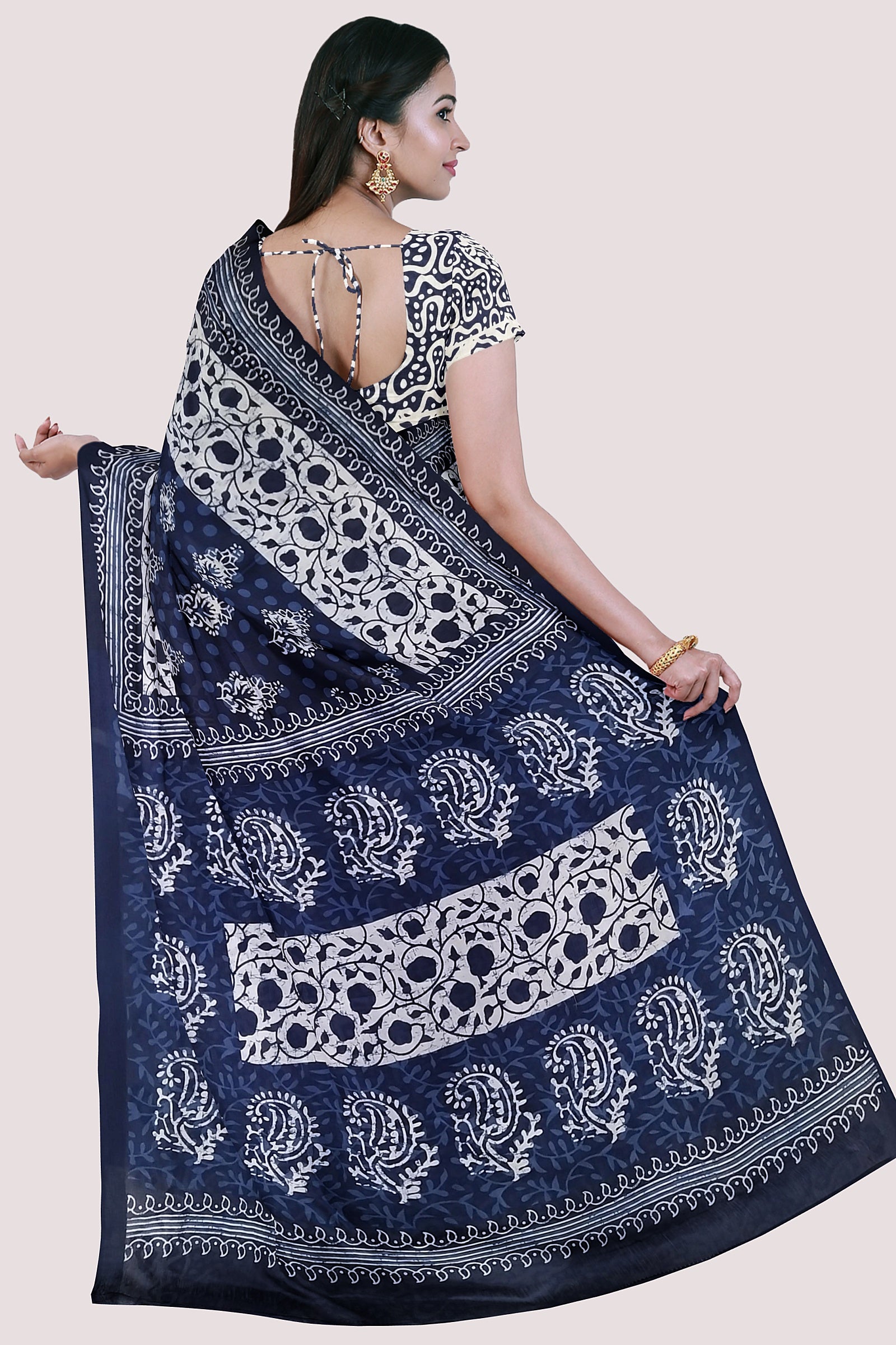 VAAGMI WORLD HANDBLOCK PRINTED INDIGO MUL COTTON SAREE