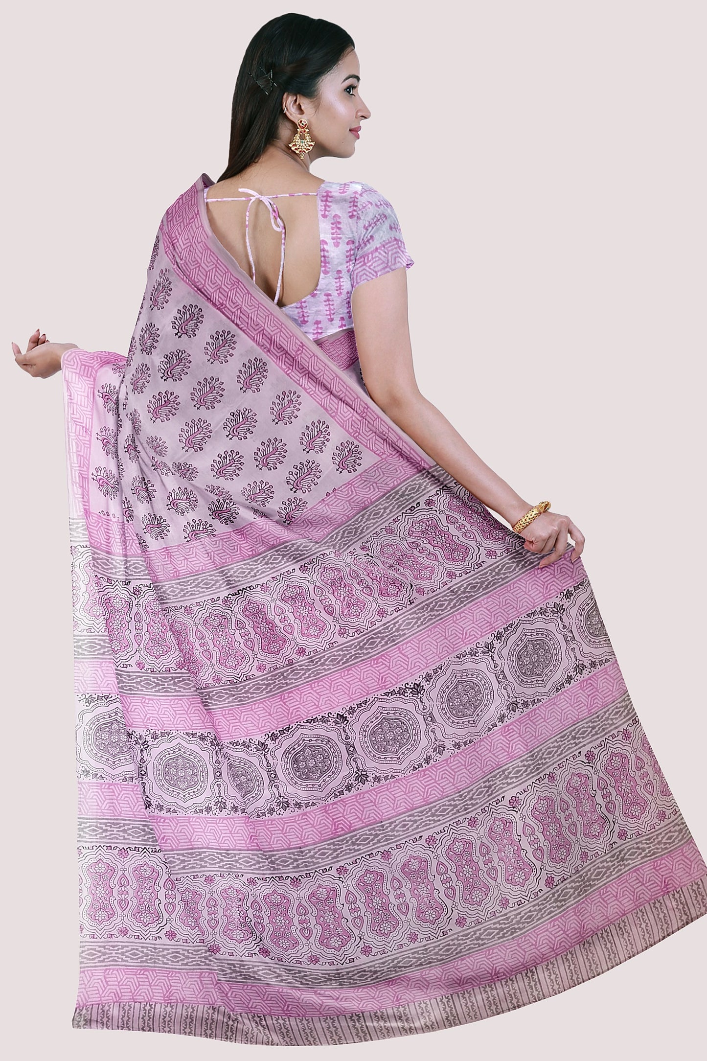 VAAGMI WORLD COTTON HANDBLOCK SAREE