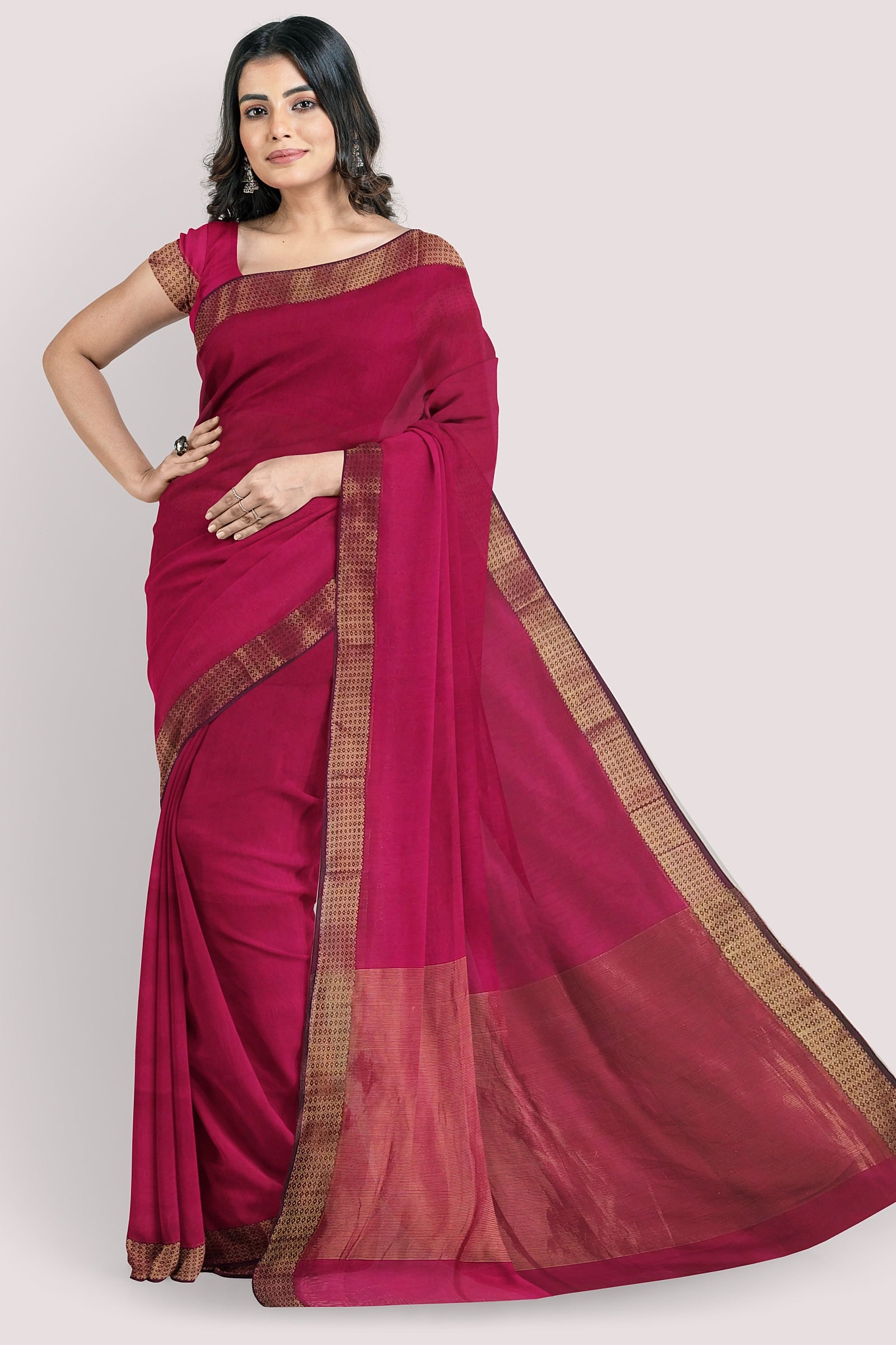 Vaagmi Exclusive Magenta Pink Silk Cotton Maheshwari Saree