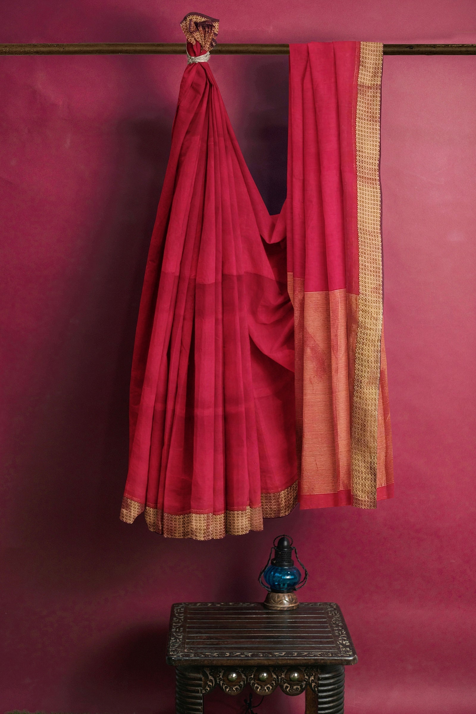 VAAGMI WORLD MAHESHWARI HANDLOOM SAREE