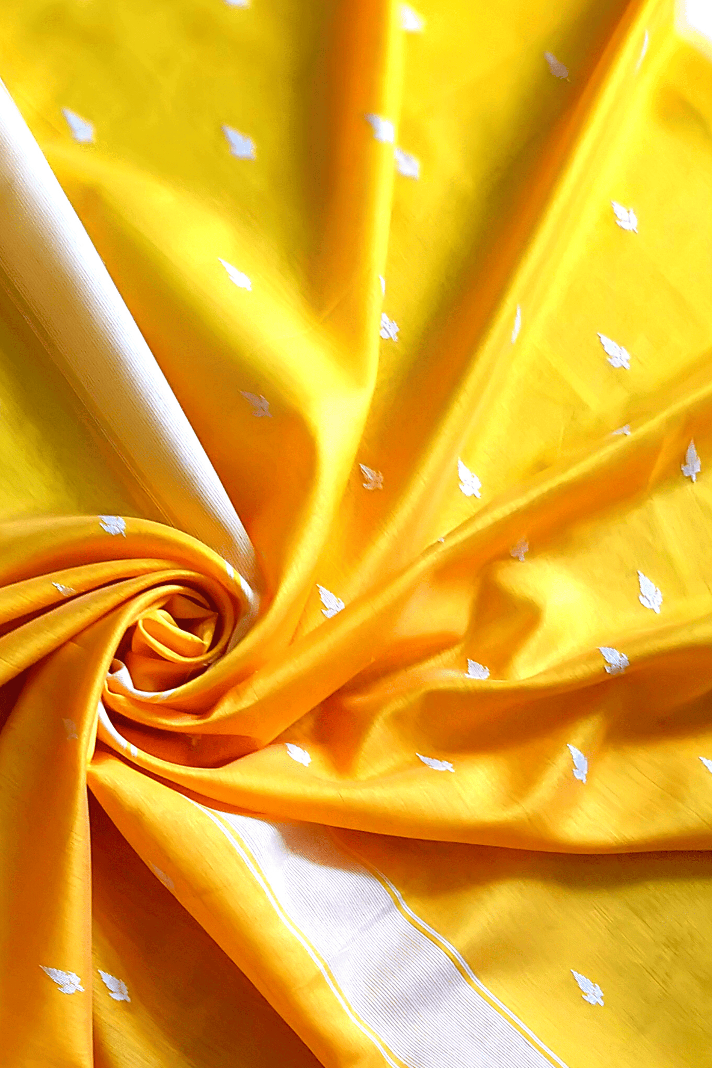 Yellow Handloom Maheshwari Saree With Cotton Motifs