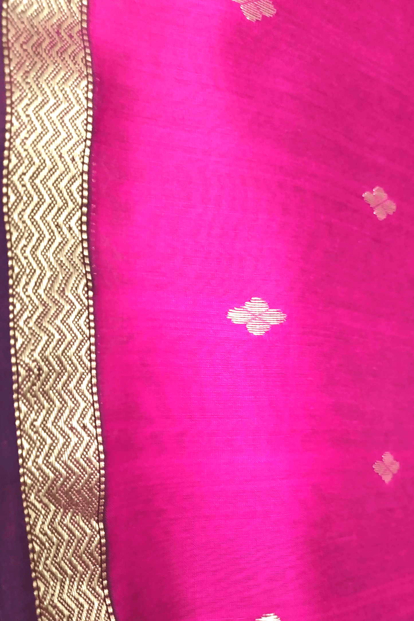 Vaagmi Exclusive Blue And Magenta Silk Cotton Maheshwari Saree