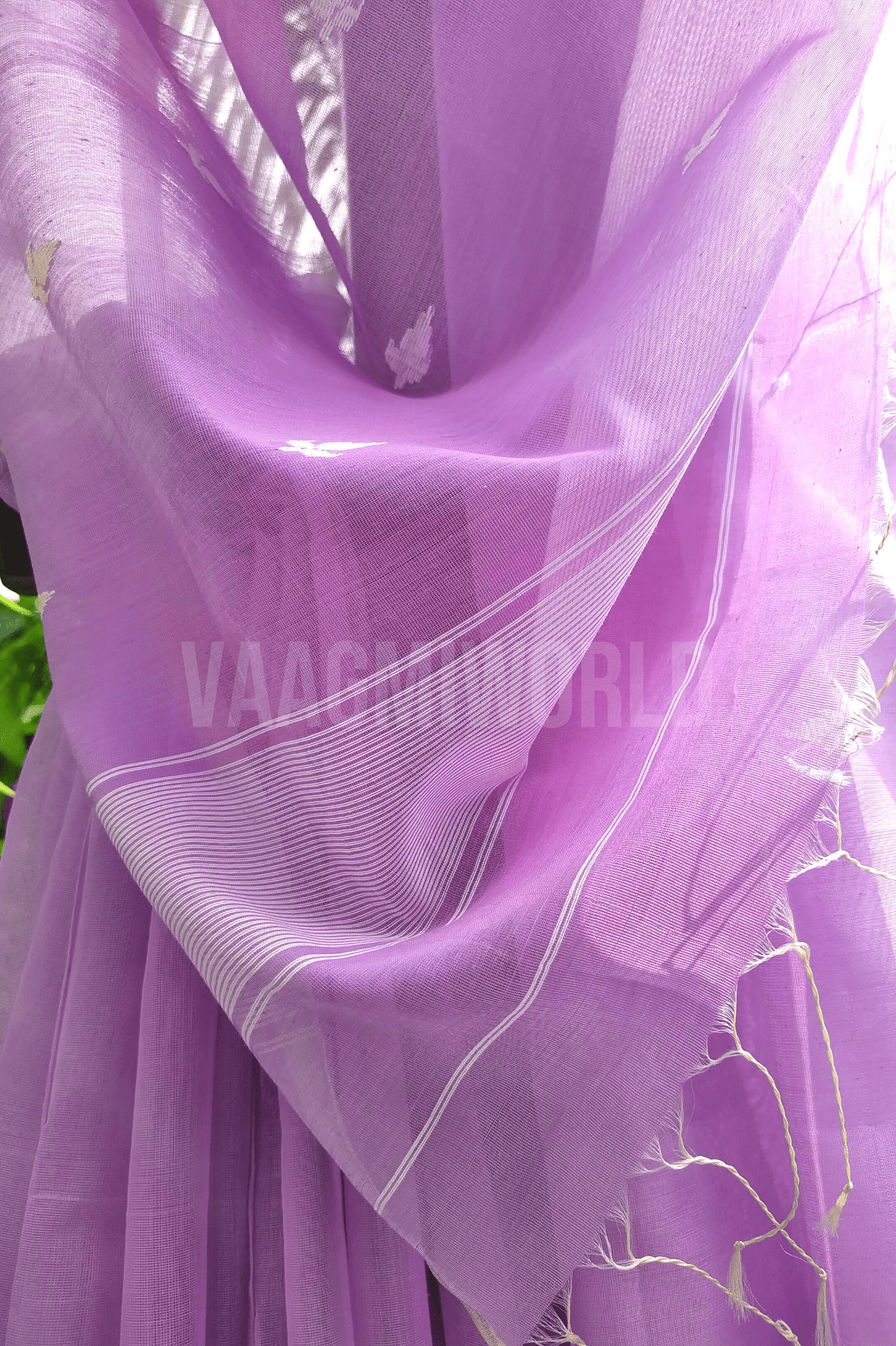 Vaagmi Exclusive Lavender Maheshwari Silk Cotton Saree With Cotton Motifs