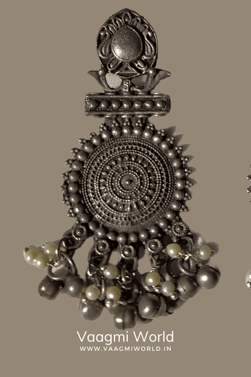 Manavi Silver Oxidized Jhumka